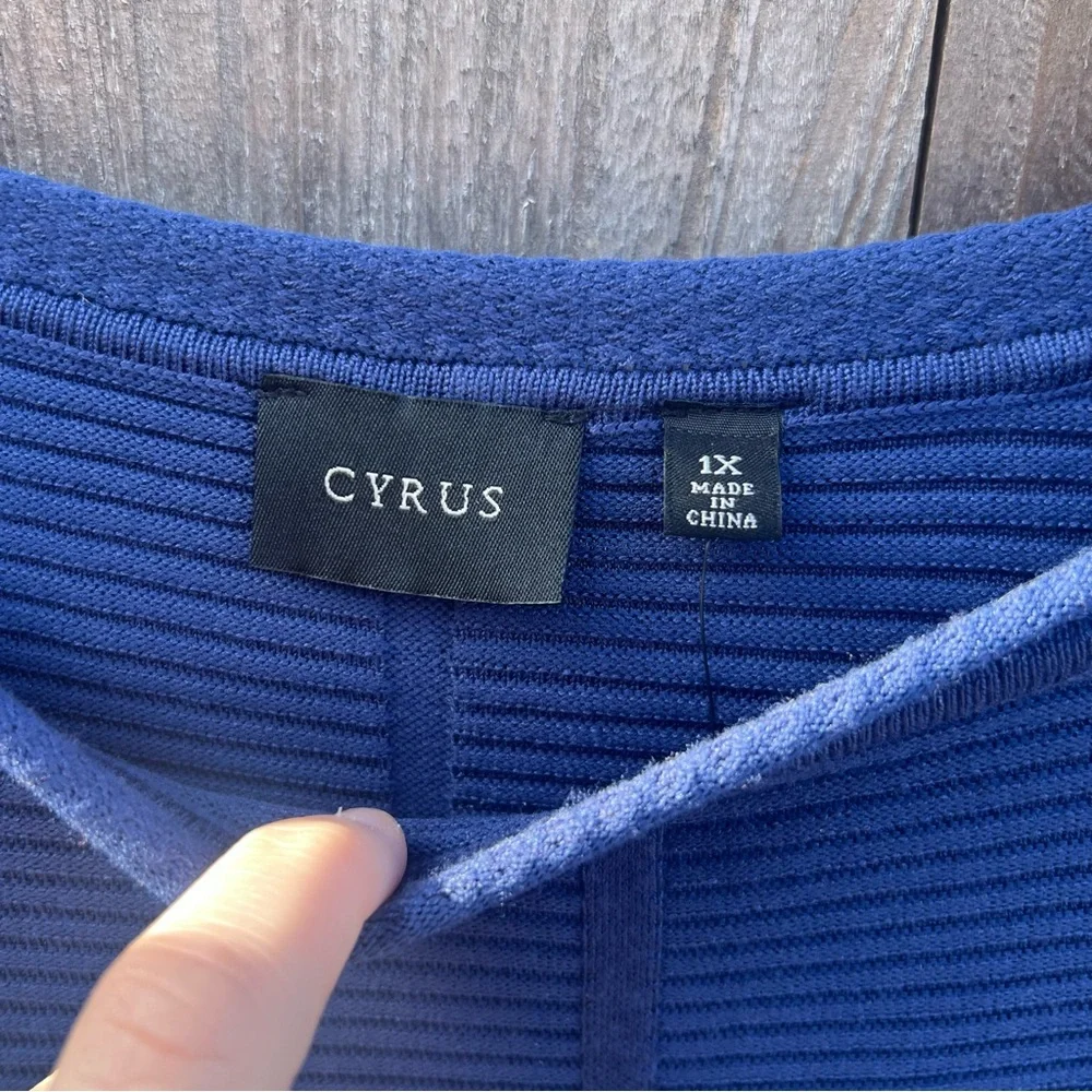 Cyrus Navy Blue Ribbed Knit Sweater - Size 1X (NWT) - Picture 2 of 4